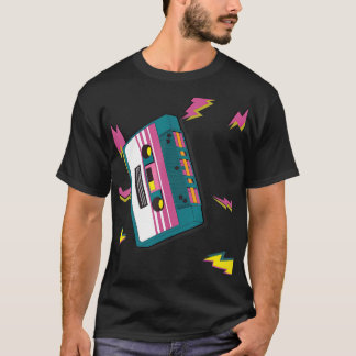 Vintages Kassettenband im Retro-Neon des 80er 90s T-Shirt
