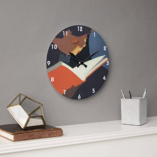 Vintages Kind, das ein Buch aus der Bibliothek lie Große Wanduhr