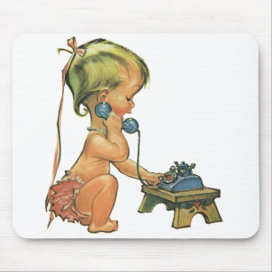 Vintages Kind Niedlich Blond Girl spricht auf Spie Mousepad