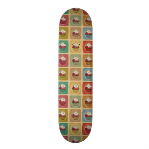 Vintages Muster gemacht von den kleinen Kuchen Skateboard