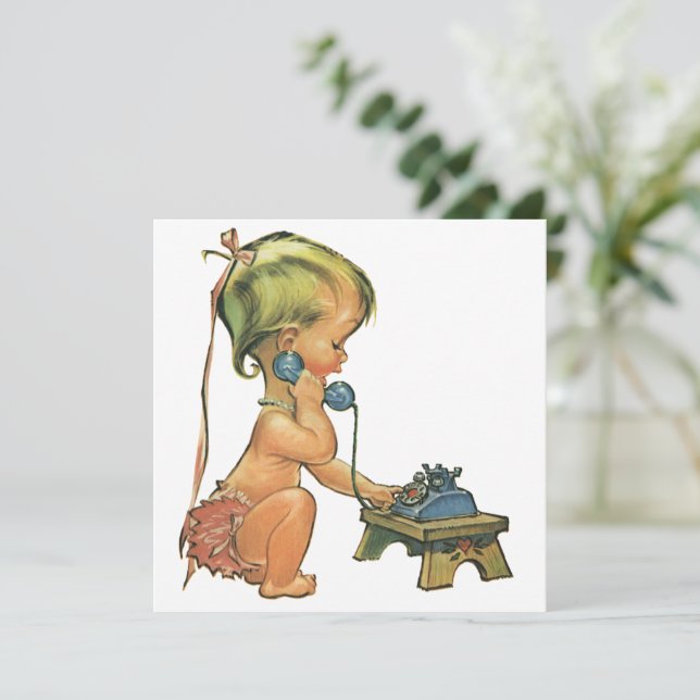 Vintages Niedliches Kind auf Spielzeugtelefon Einl Einladung (Stehend Vorderseite)