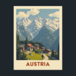 Vintages Österreich - Bergstadt Tourismus Postkarte<br><div class="desc">Jeder würde Liebe haben, diese Vintage österreichische Reisepostkarte mit einer Retro-Abbildung einer Bergstadt in Österreich zu erhalten!</div>