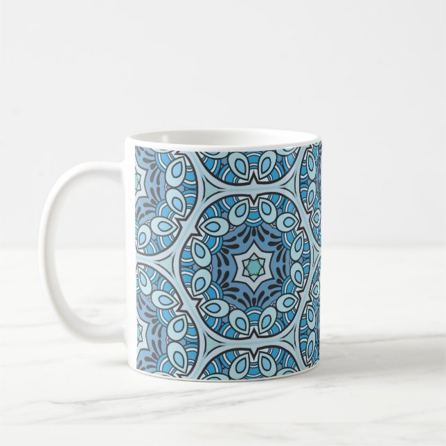 Vintages Patchwork-Quiltmuster. Handgezeichnete De Kaffeetasse (Links)