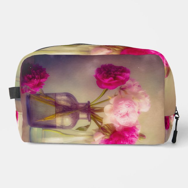 Vintages Peony Bouquet in Glass Vases Waschbeutel (Vorderseite)
