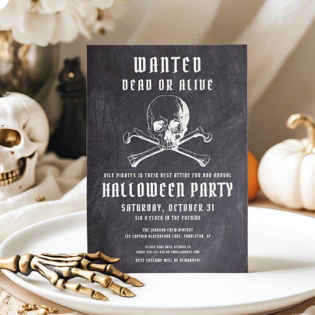 Vintages Piraten-Halloween-Party Einladung (Vintage Pirate Skull & Bones Black Halloween Party Invitation)