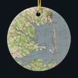 Vintages Rehoboth u. Bethany Beach DE Map (1944) Keramikornament<br><div class="desc">Dieses ist eine Vintage Karte von Rehoboth und Bethany Strand Delaware,  das ursprünglich im Jahre 1944 produziert wird.</div>