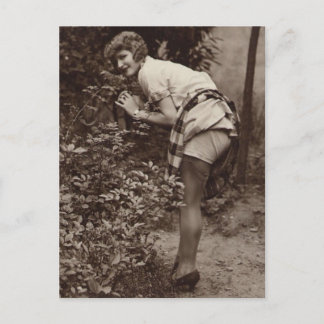 Vintages riskantes Girl-Foto Postkarte