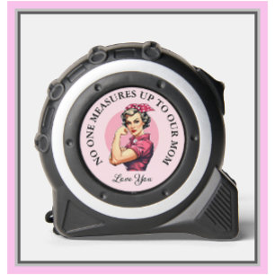 Vintages Rosa Gal kann nicht bis zu unserer Mama m Maßband