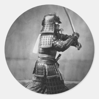 Vintages Samurai mit Schwert und Dagger Runder Aufkleber