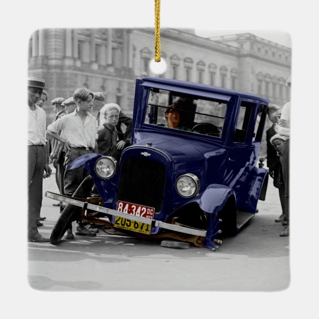 Vintages schwarzes u. weißes antikes keramikornament (Rückseite)