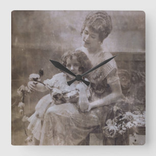 Vintages Sepia Mother & Child Portrait Quadratische Wanduhr