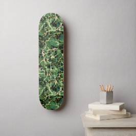 Vintages Skateboard aus grünem Marmor