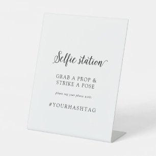 Vintages Skript-Selfie-Station Wedding Hashtag Sockelschild