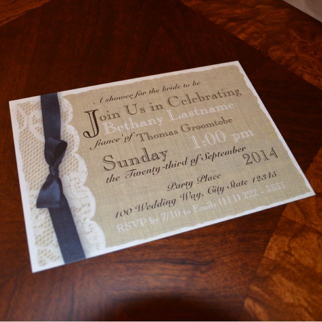 Vintages Spitzen- und Burlap-Brautparty Einladung (Von Creator hochgeladen)