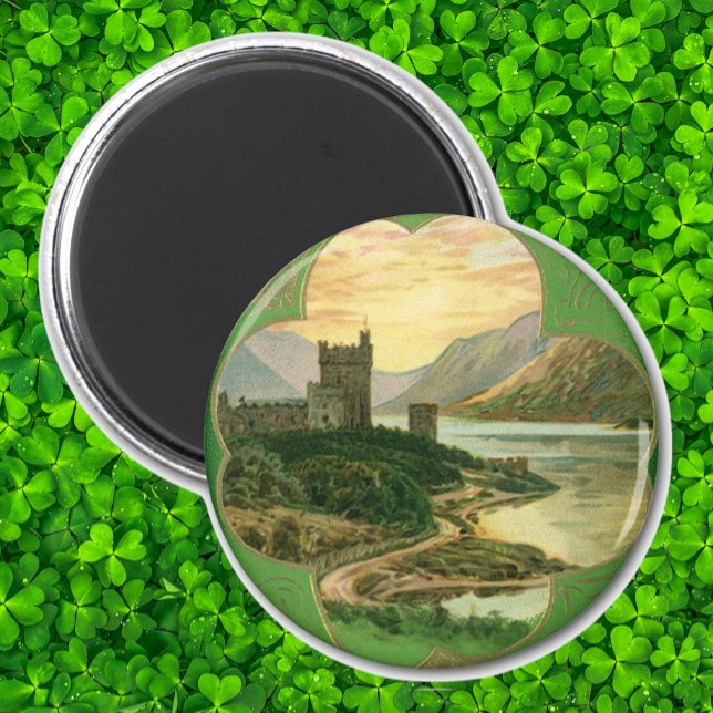 Vintages St. Patricks Day Kleeblatt Burg Magnet (Von Creator hochgeladen)