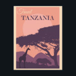 Vintages Tansania Africa Travel Postkarte<br><div class="desc">Jeder würde Liebe haben,  diese Vintage Reise-Postkarte mit einer Retro-Abbildung einer Giraffe und eines Nashorns bei Sonnenuntergang in Tansania,  Afrika zu erhalten und den afrikanischen Tourismus zu fördern!</div>