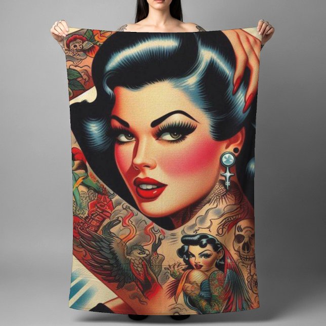 Vintages tattooides Button Badehandtuch (Von Creator hochgeladen)
