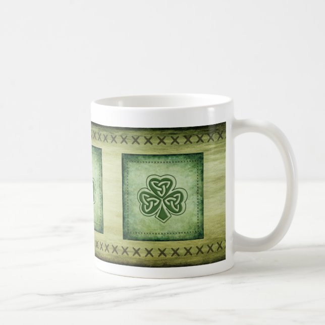 Vintages Trendgrundstück Irish Kleeblatt Kaffeetasse (Rechts)