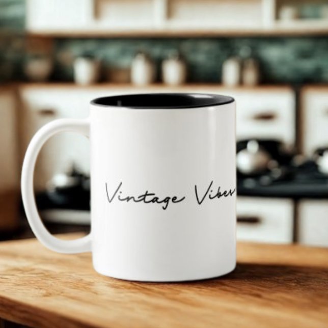 Vintages Vibes Zitat Zweifarbige Tasse (Von Creator hochgeladen)