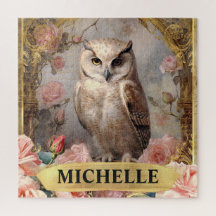 Vintages weißes Owl und rosa Rosen