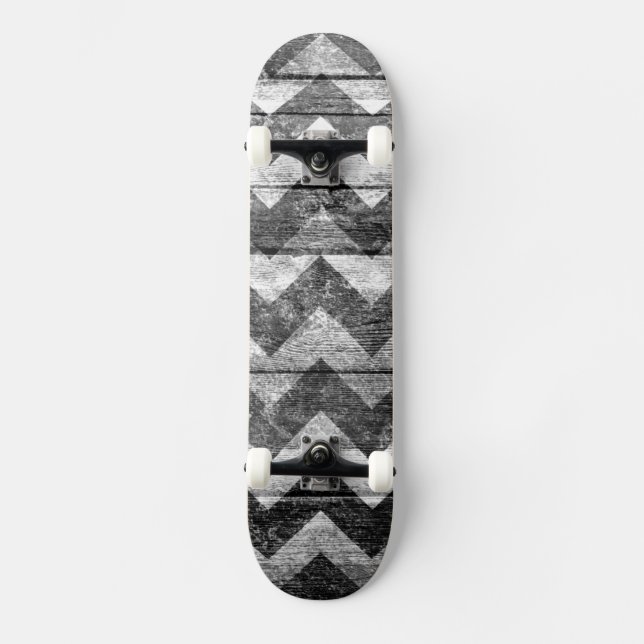 Vintages Zickzack Holz Abstrakt Skateboard (Vorderseite)