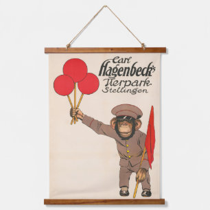 Vintages Zirkusposter eines Affen mit Balloons Wandteppich Mit Holzrahmen