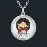 Vinyl music drums versilberte kette<br><div class="desc">Eine lustige Cartoon-Illustration für Menschen,  die den Klang von Vinyl auf einer Turntable Liebe. Dieses musikalische Design wäre auch gut für Schlagzeuger. Eine Cartoon-Abbildung eines Datensatzes,  der die Trommeln abspielt.</div>