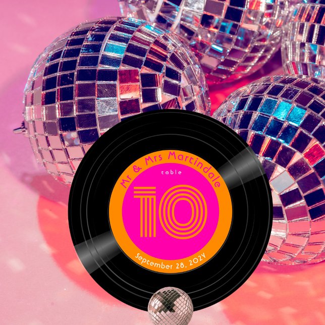 Vinyl Record Disco Hot Pink Orange Tischnummer (Disco vinyl record style wedding table number hot pink and orange)