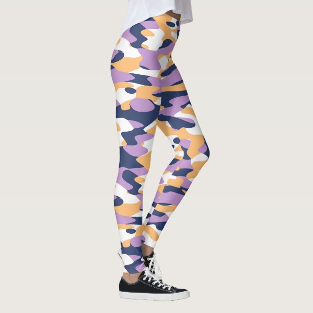 Violet Lila dunkelblau, gelb, Camouflage Muster Leggings (Rechts)