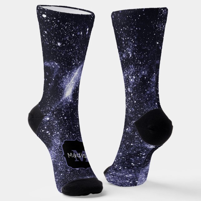 Violet lila peri abstrakte Galaxie Monogram Socken (Gewinkelt)