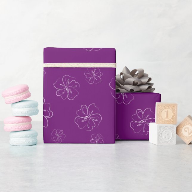 Violet Weiße Flora Geschenkpapier (Babyparty)