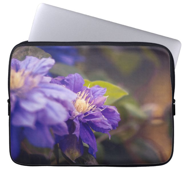 Violett-Blume Laptopschutzhülle (Vorderseite)