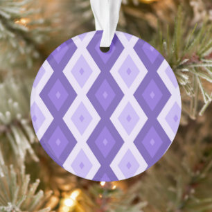 Violett-Diamantmuster Ornament