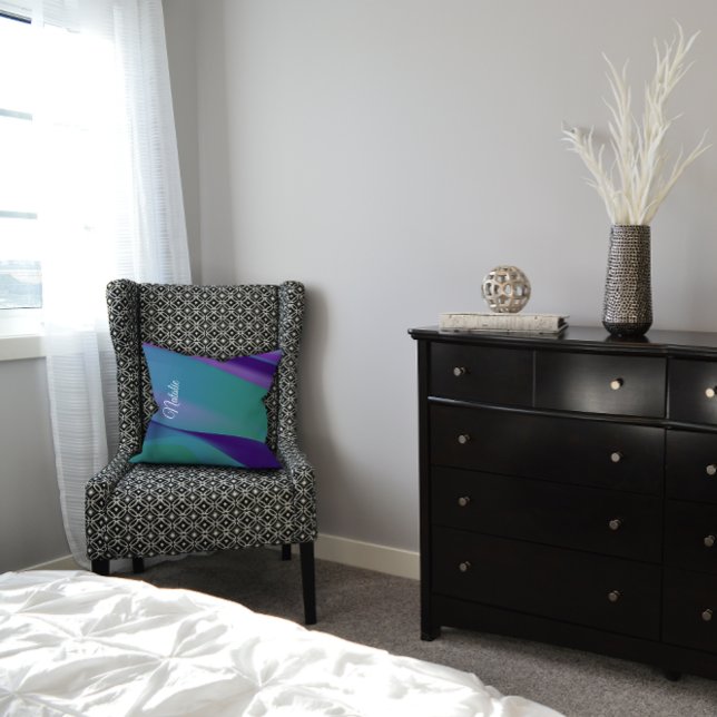 Violett lila türkisfarbener Name Throw Kissen (Von Creator hochgeladen)