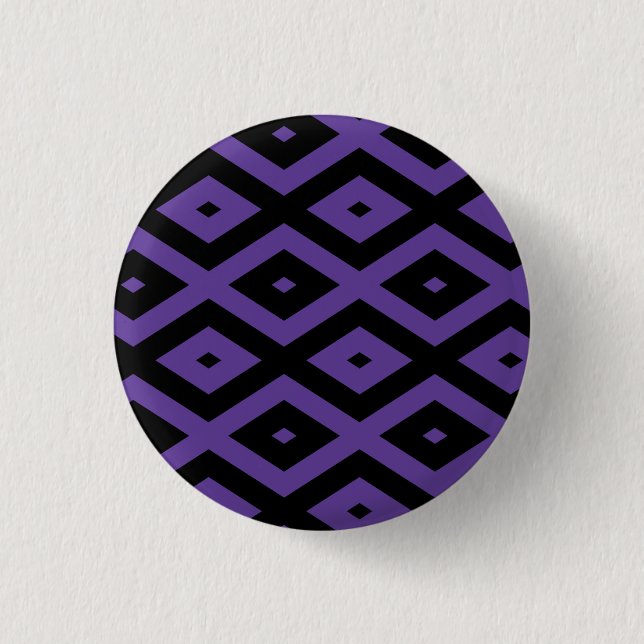 Violett und schwarzes Rautenmuster Button (Vorderseite)