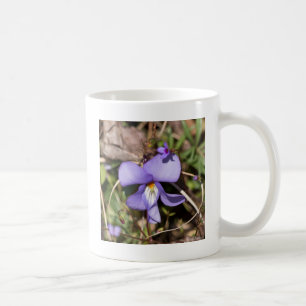 Violett von Vögeln mit Blüten Tasse