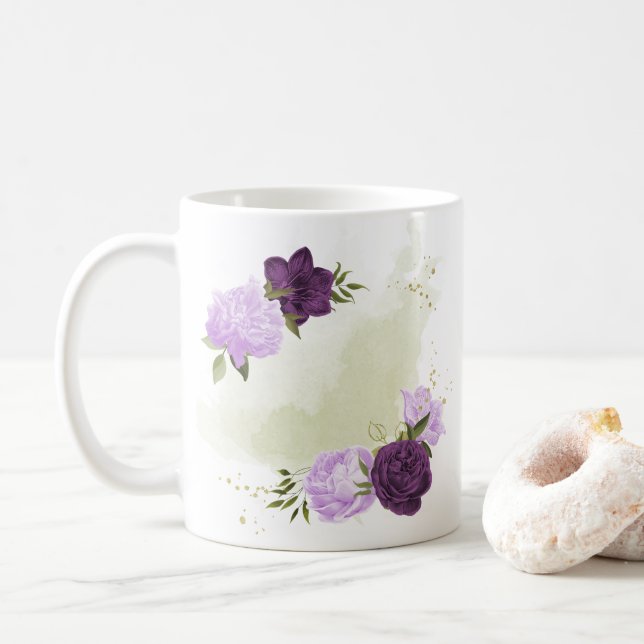 violette blühende grüne Blätter Kaffeetasse (Mit Donut)