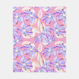 Violette Blumen: Aquarellfarbene Blumendekoration. Fleecedecke