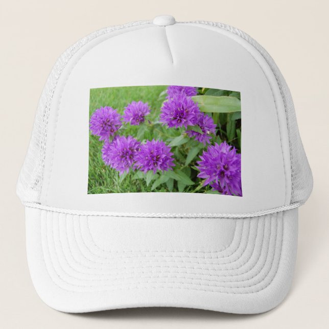 violette Blumen Truckerkappe (Vorderseite)