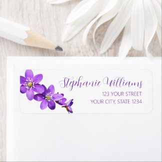 Violette Hepatica-Blumen Rücksendeadresse