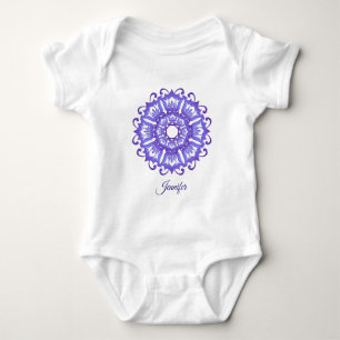 Violette mit BlumenMandala. Name Baby Strampler