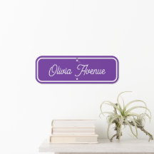 Violette und weiße personalisierte Straße mit Kind