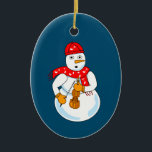 Violin Snowman Keramik Ornament<br><div class="desc">Ein Schneemann,  der einen Schal mit Musiknote trägt und eine Geige hält,  ist ein lustiges Wintermusikdesign für Streichmusiker an Geburtstagen,  Weihnachten und Winterferien.</div>