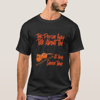 Violinistin warnt diese Person vielleicht über ein T-Shirt