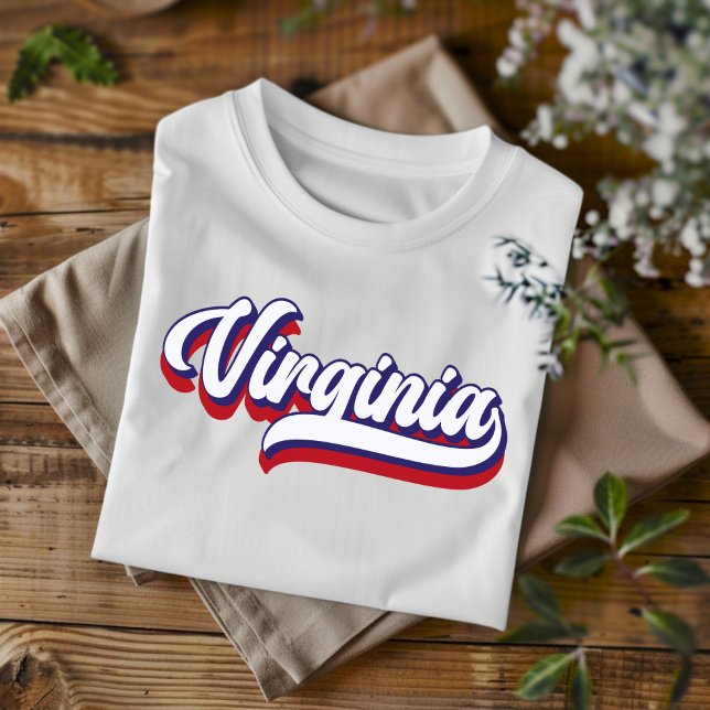 Virginia Red White and Blue Vintag Script T - Shir T-Shirt (Von Creator hochgeladen)