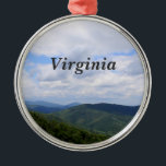 Virginia Silbernes Ornament<br><div class="desc">Herrliche Mountain Viewen im Staat von Virginia.</div>