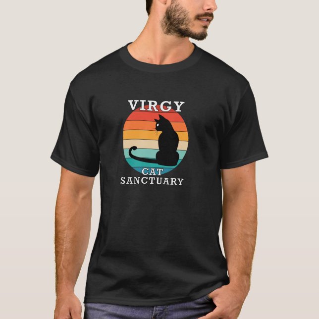 Virgy Cat Sanctuary Group Family Reunion Name Pull T-Shirt (Vorderseite)