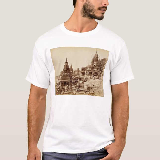 Vishnu Pud und andere Tempel, Benares (Sepia-Foto T-Shirt (Vorderseite)