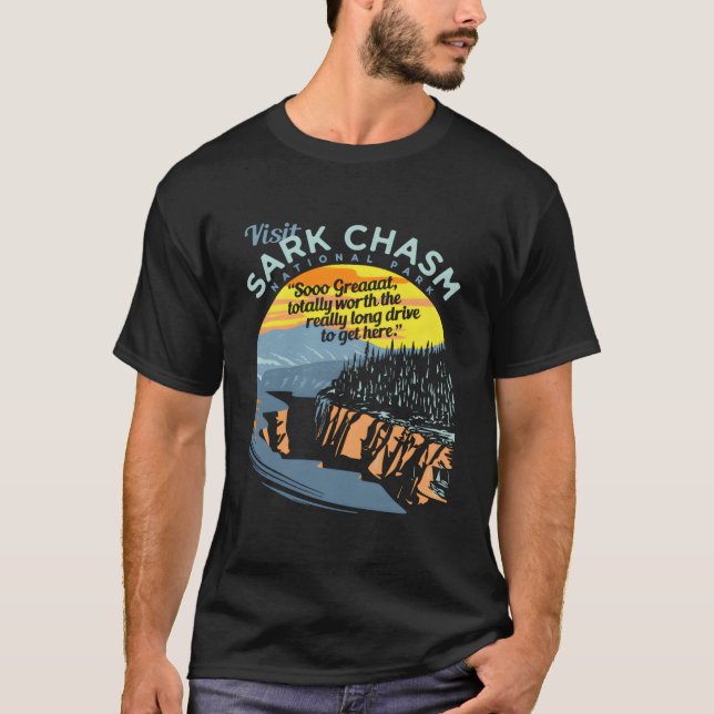 Visit Sark Chasm Novelty T-Shirt (Vorderseite)