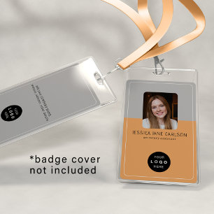 Visitenkarte des modernen Firmenlogos QR Mitarbeit Ausweis